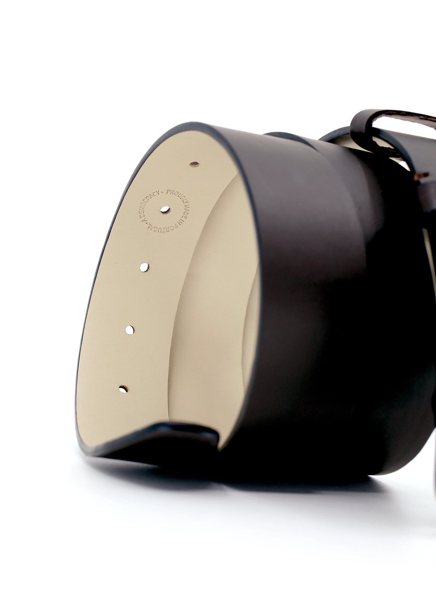 Interior view of Classic Espresso belt with "Proudly Made in Portugal" stamp on cream leather.